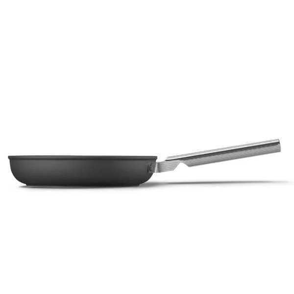 ماهیتابه اسمگ رنگ مشکی مدل CKFF2401 سایز 24 سانتی متر
